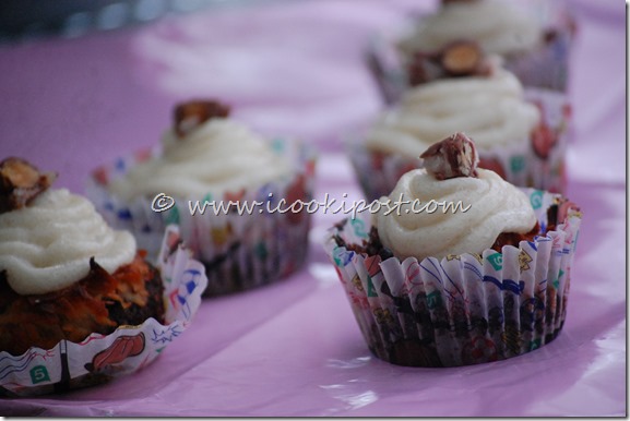 Chocolate Almond joy cupcakes (5) Chocolate Almond joy cupcakes (5)